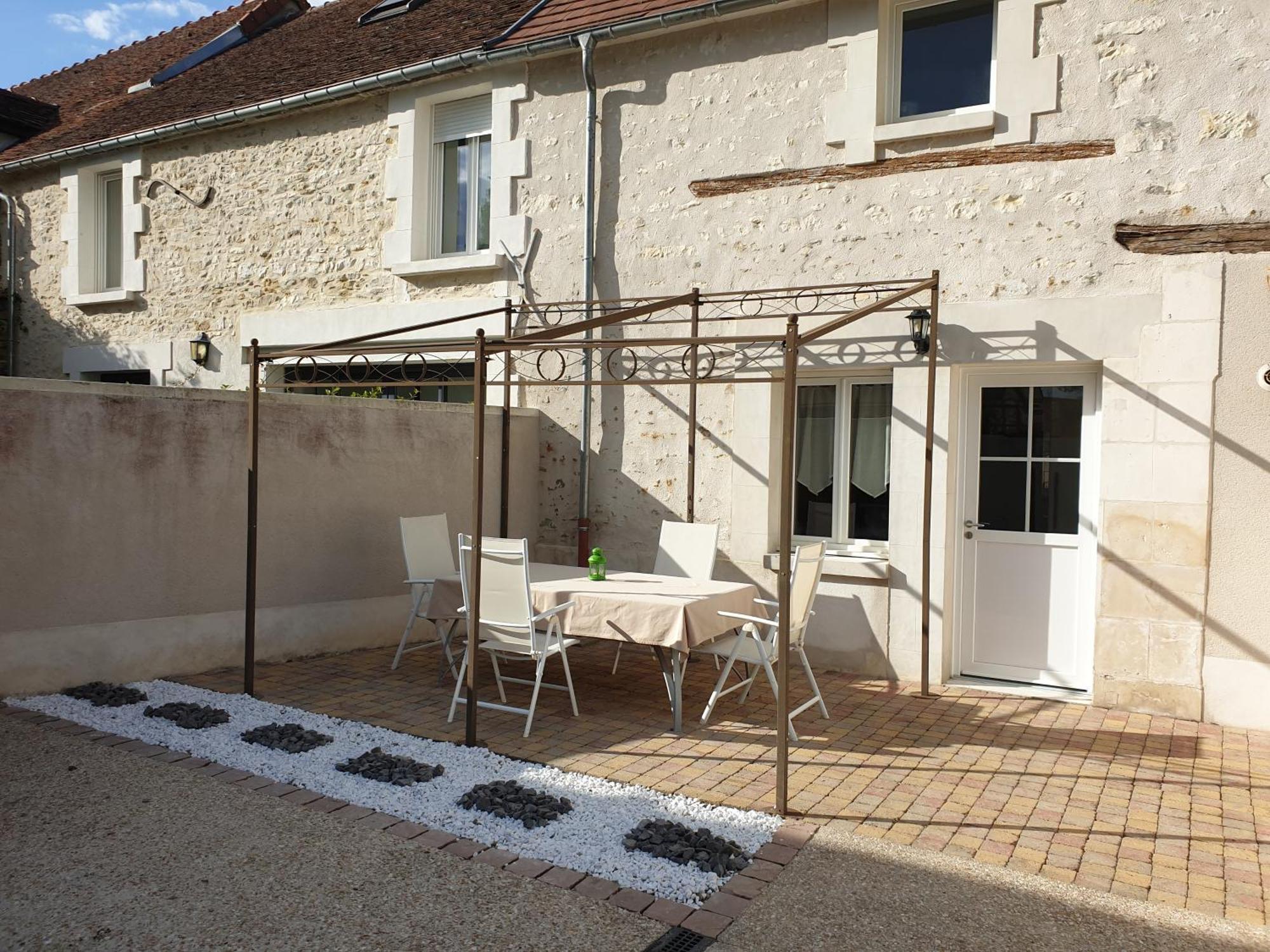 Maisons Cosy De Village Gurgy Extérieur photo